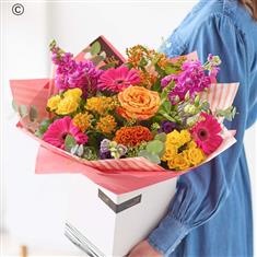 Luxury Bright Bouquet Peak Time