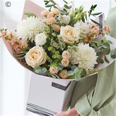 Luxury Neutral Bouquet Peak Time